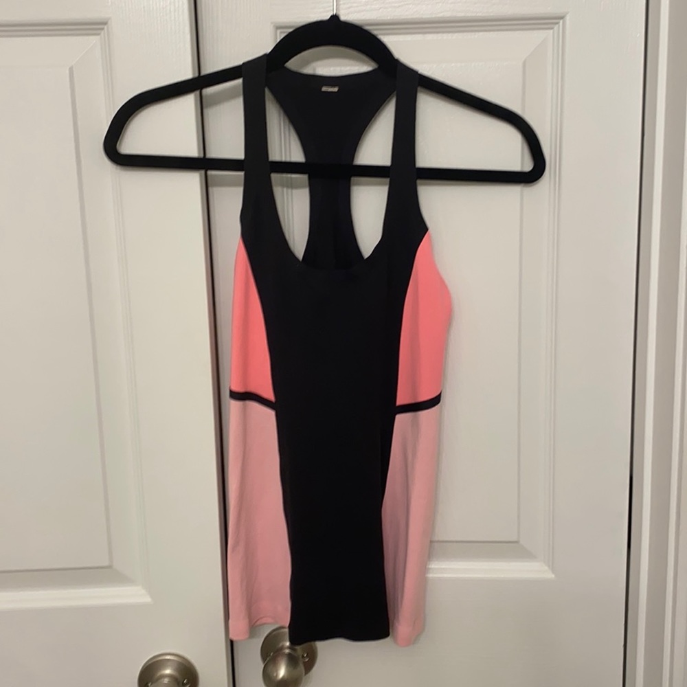 XS Lululemon pink and black colorblock tank top